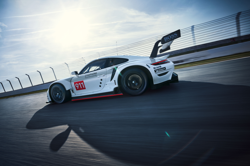 Illustration for article titled Porsche's New Race Car Says No to Turbos and Yes to Side Exit Exhaust